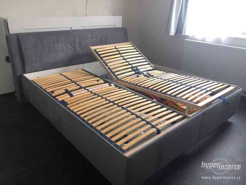 Čalouněná postel 200x180 s polohovatelným roštem - foto 2
