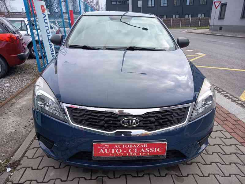 KIA Ceed 1,4CVVT-i Comfort ČR 1.majitel  - foto 1