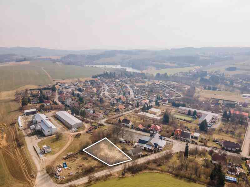 Prodej stavebního pozemku (1545 m2) v Postupicích na Benešovsku - foto 21