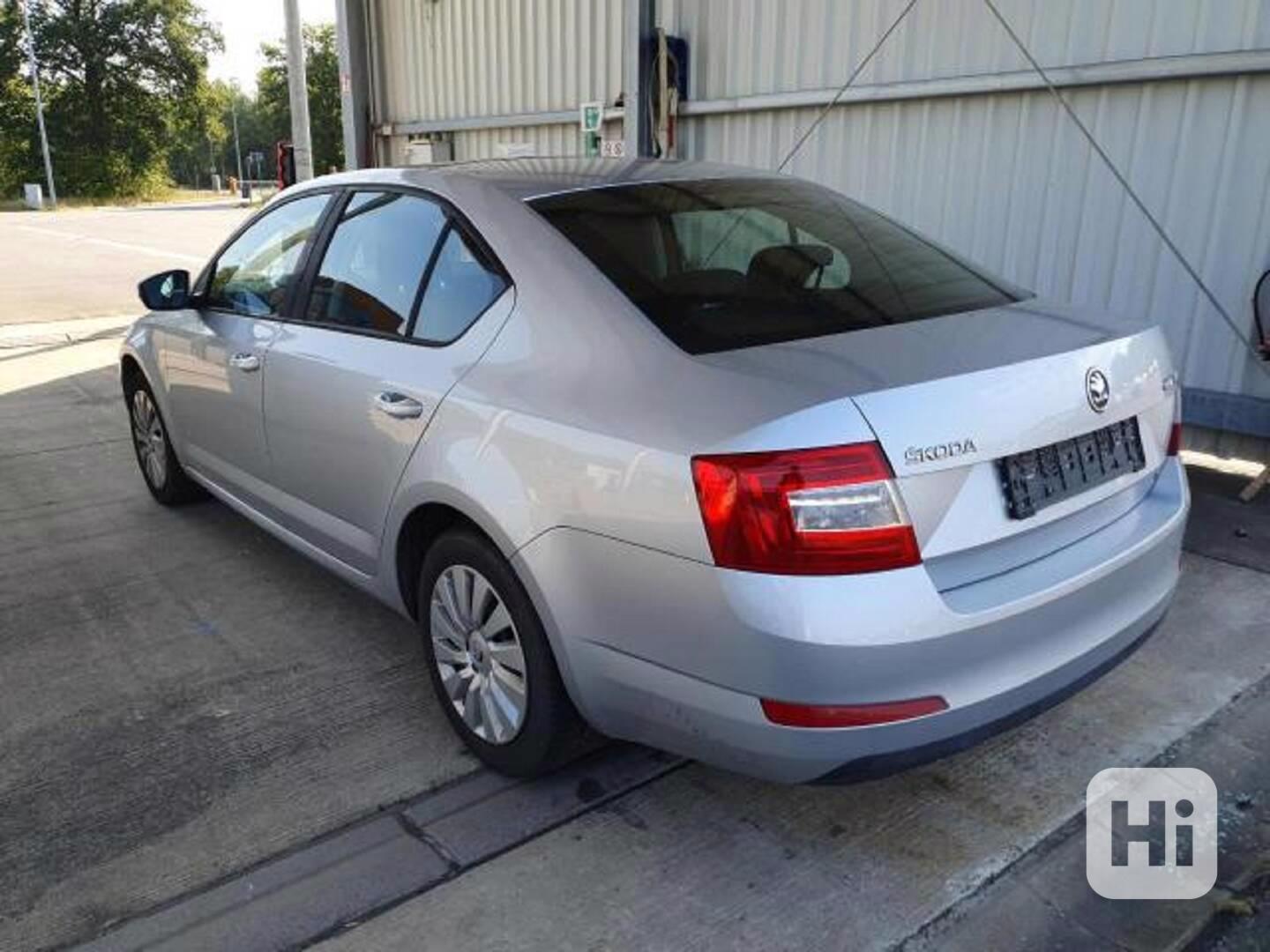 Skoda Octavia III 1,6TDI 77KW 2013 179000KM - foto 1