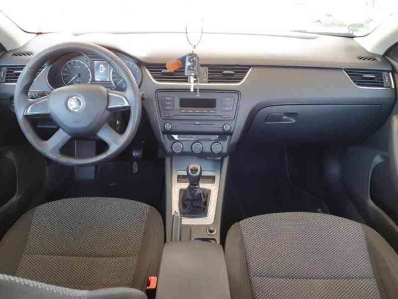 Skoda Octavia III 1,6TDI 77KW 2013 179000KM - foto 7