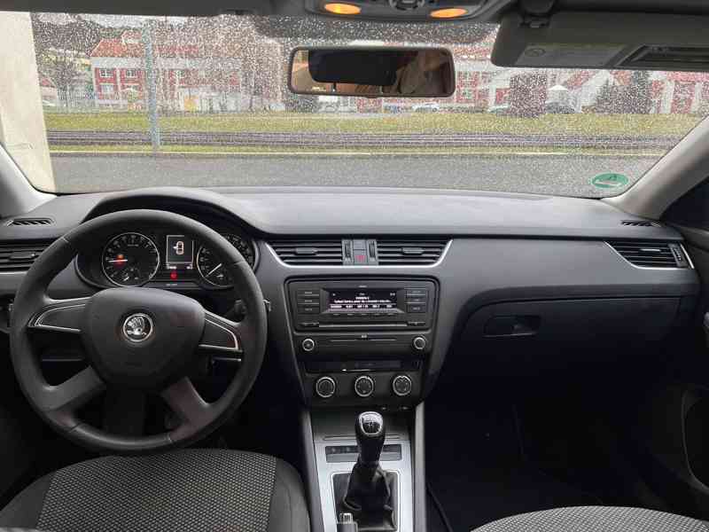 Skoda Octavia III 1,6TDI 77KW 2013 179000KM - foto 9