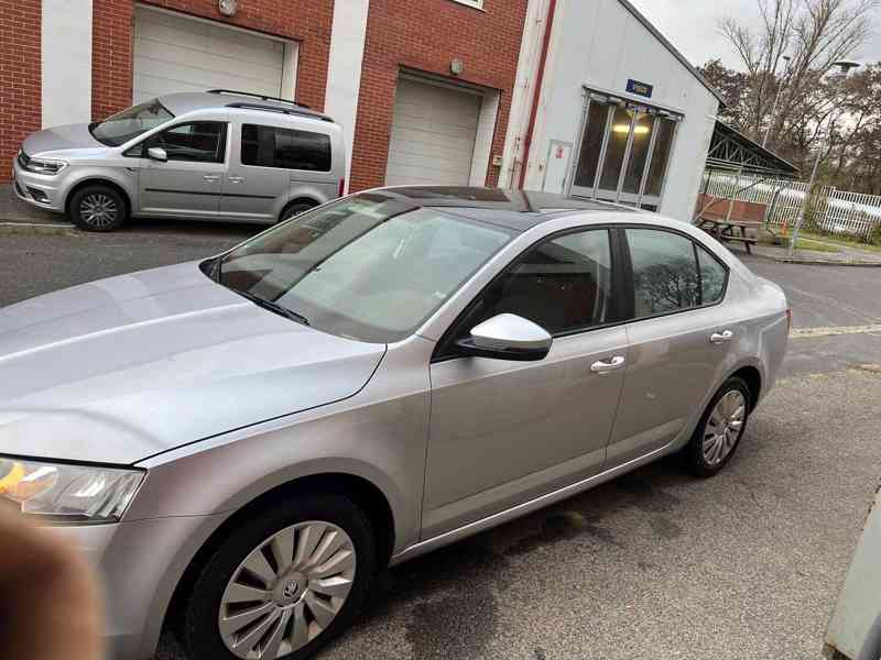 Skoda Octavia III 1,6TDI 77KW 2013 179000KM - foto 12