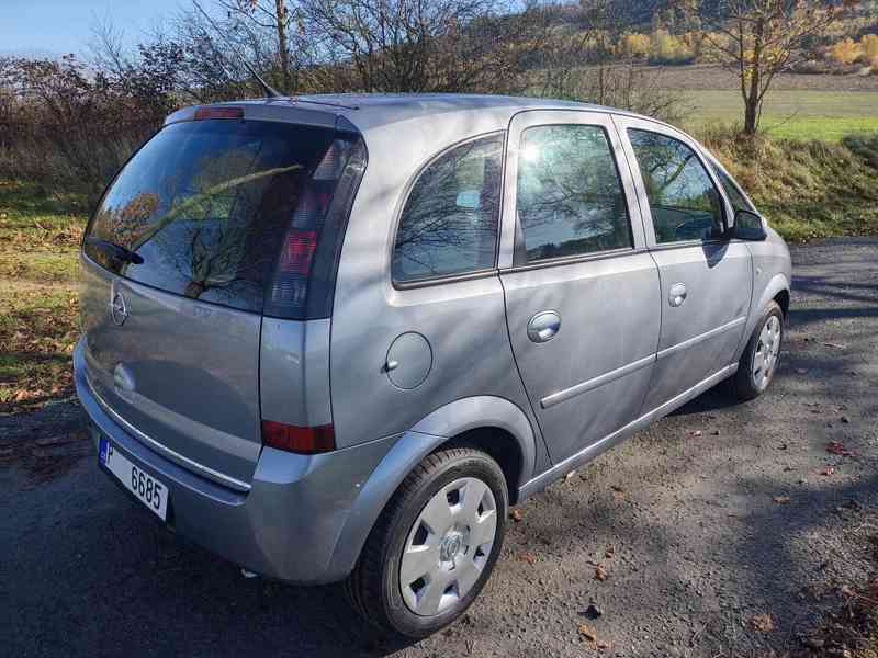 Opel Meriva 1.6 77Kw RV.2009 - NOVÁ STK - foto 14