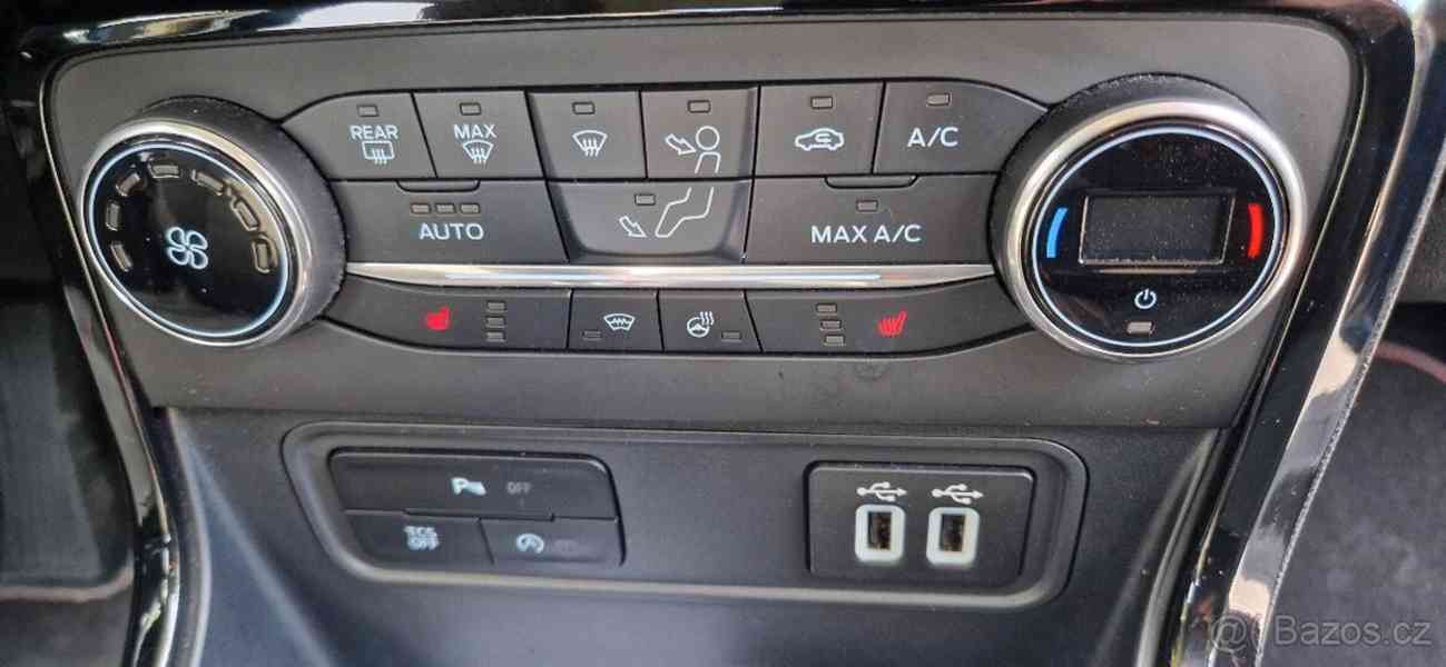 Ford EcoSport 1,0   ST Line - foto 12