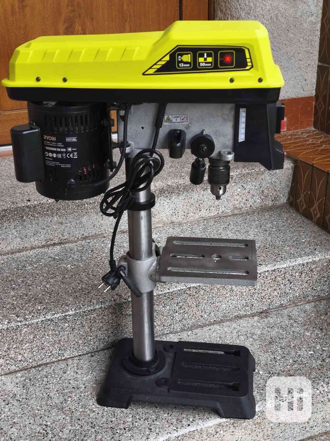 Prodám VĚTŠÍ Sloupovou vrtačku Ryobi RDP102L -390 W.  - foto 1
