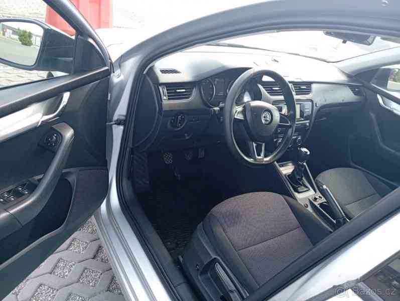 Škoda Octavia 1,8   3 šestirychlostní - benzin - foto 11