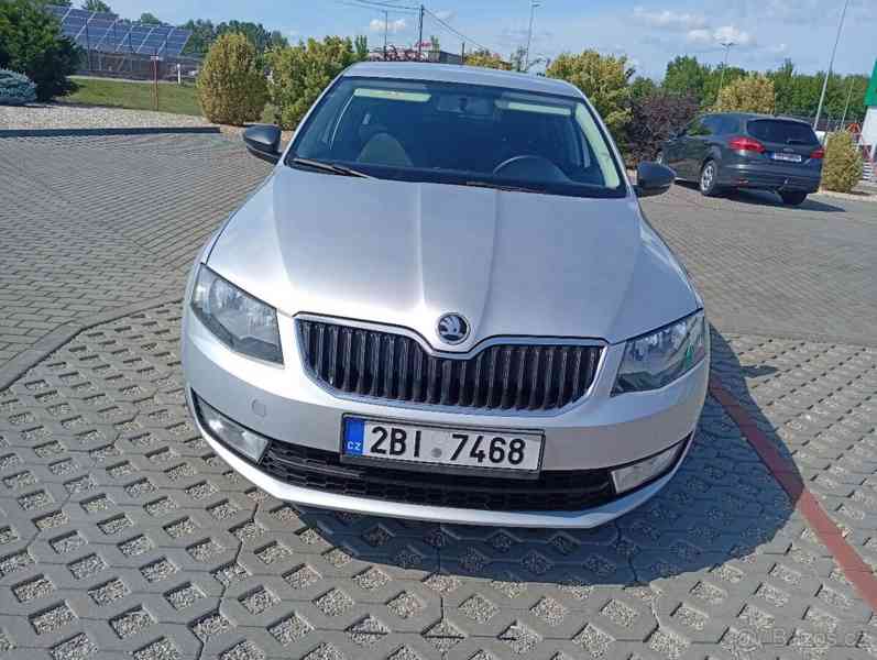 Škoda Octavia 1,8   3 šestirychlostní - benzin - foto 1