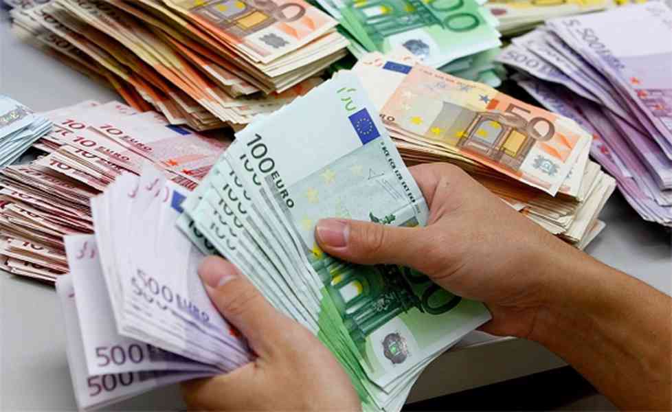 ŘEŠENÍ VAŠICH POTŘEB FINANČNÍ POMOCI