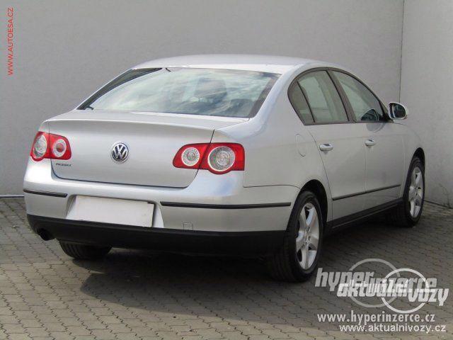 Volkswagen Passat 1.6, benzín, vyrobeno 2009 - foto 7