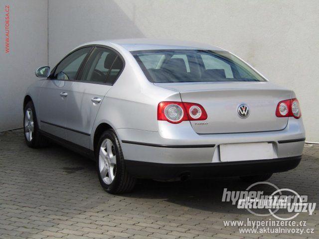 Volkswagen Passat 1.6, benzín, vyrobeno 2009 - foto 15