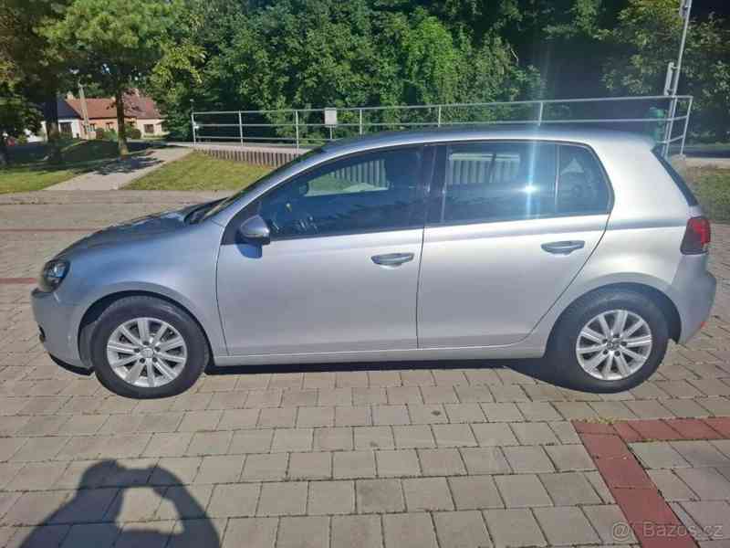 Volkswagen Golf 1,6   6 TDI 77KW - foto 12