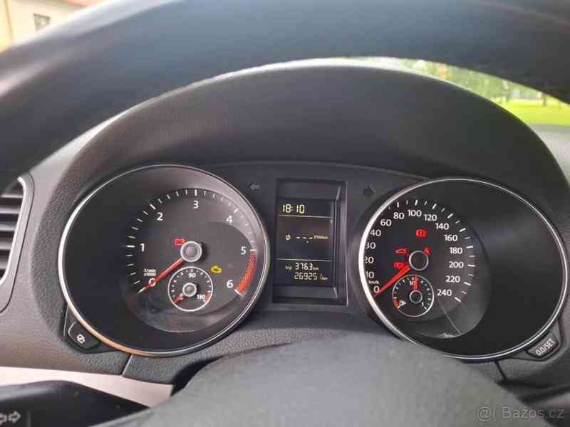 Volkswagen Golf 1,6   6 TDI 77KW - foto 7