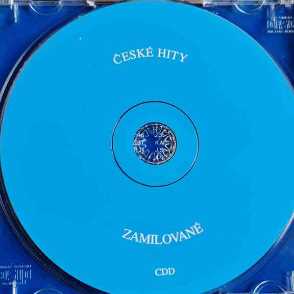 CD - ČESKÉ HITY / zamilované
