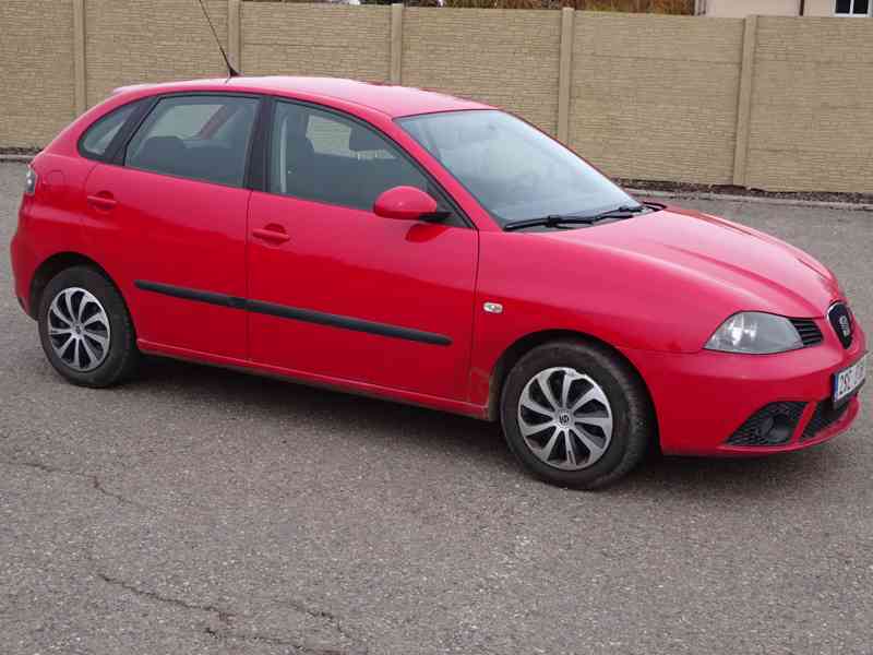 Seat Ibiza 1.4i 16v + LPG r.v.2007 (63 kw) Koupeno v ČR  - foto 2