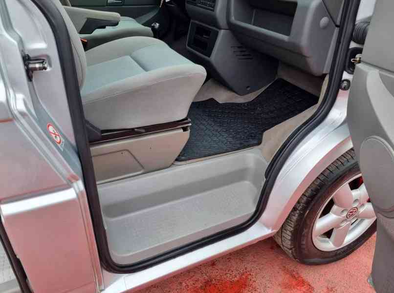 Volkswagen T4 Multivan 2.5TDI Generation 111kw - foto 17