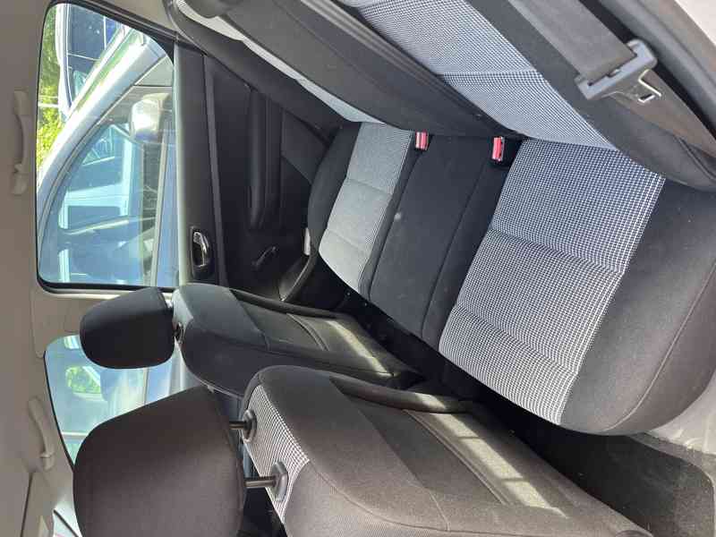 Prodám Peugeot 307 1.4 - foto 9