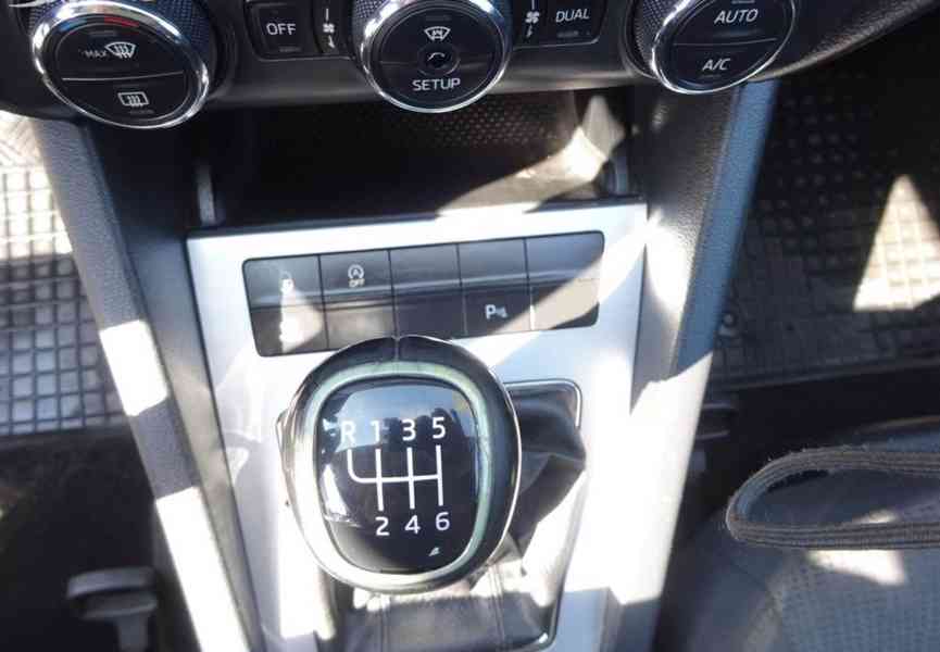 Škoda Octavia 2.0 TDI r.v.2013 (110 kw) Koupeno v ČR - foto 12