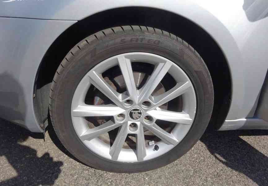 Škoda Octavia 2.0 TDI r.v.2013 (110 kw) Koupeno v ČR - foto 17