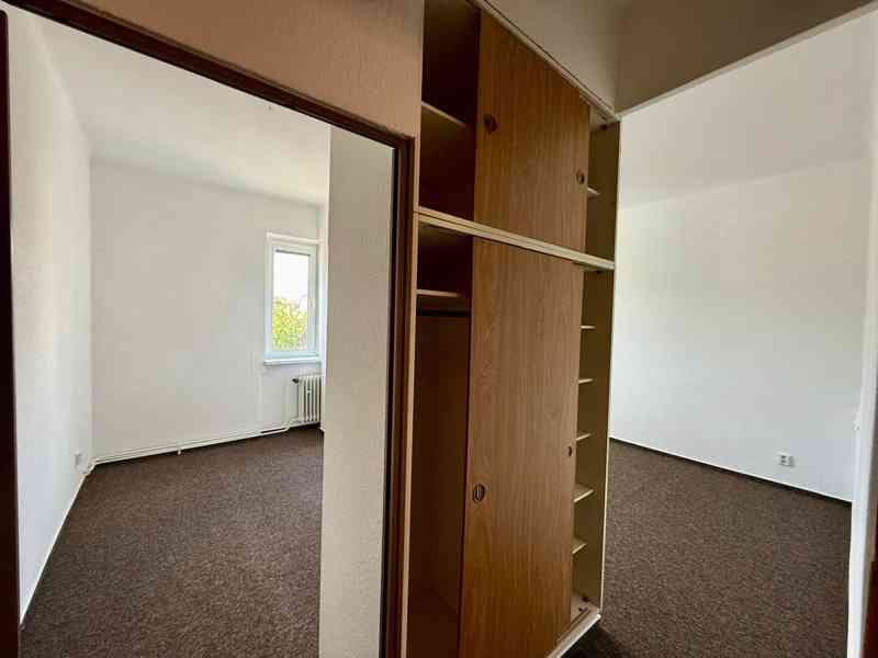 Pronájem bytu 3+kk v cihlovém domě, 85 m2, balkón + zahrádka - foto 7