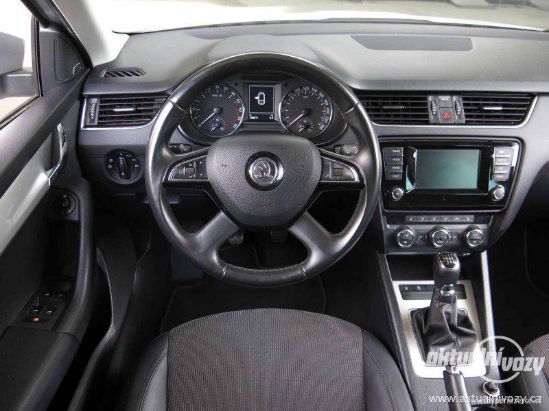 Škoda Octavia 2.0, nafta, vyrobeno 2014 - foto 7