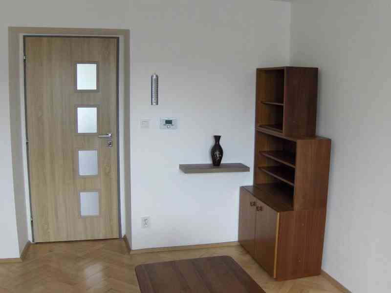 Dlouhodobý pronájem bytu 2+1, 55,60m², Jičín - foto 2