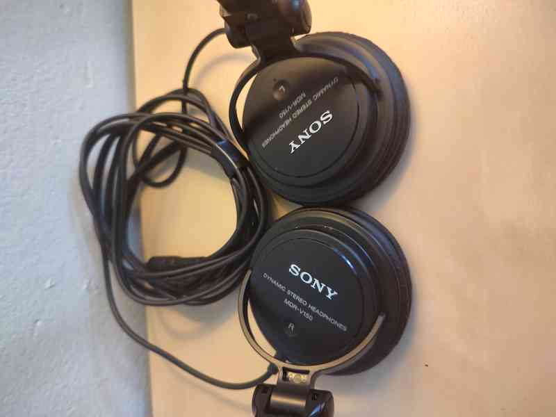 Mobilnì telefon Motorola za 1700 Kč - foto 6