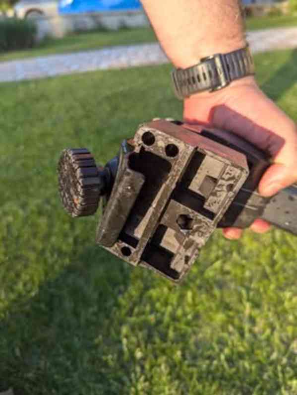 Nosič lyží na auto - foto 6