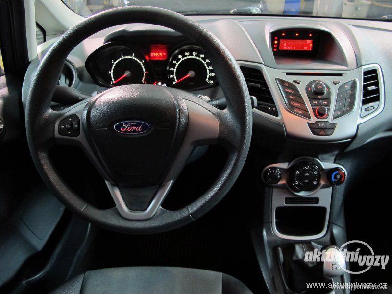 Ford Fiesta 1.6, nafta, r.v. 2011 - foto 17