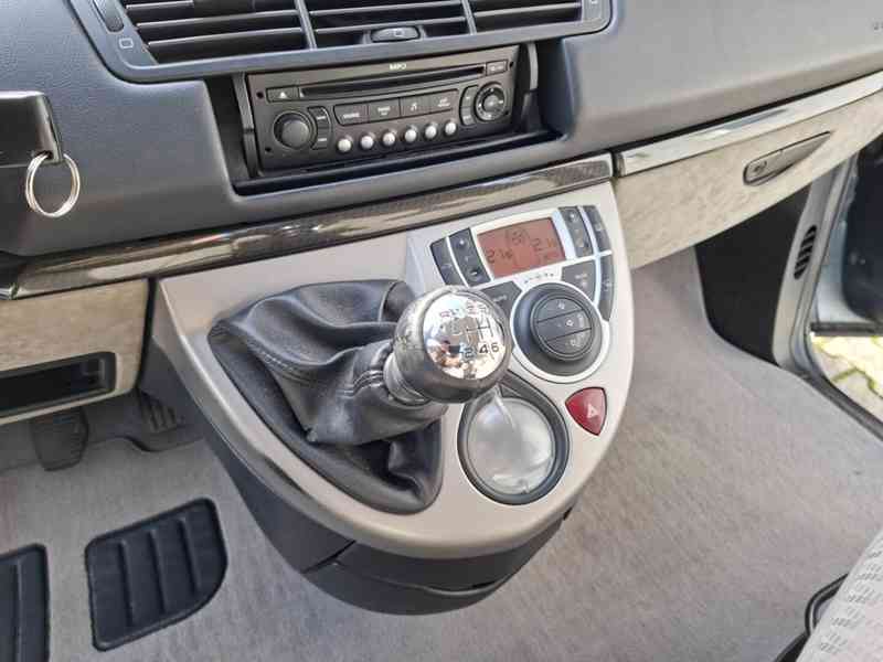 PEUGEOT 807, 2.0 HDI. r.v.2009, EL. DVEŘE, NOVÝ DPF, NOVÁ TP - foto 10
