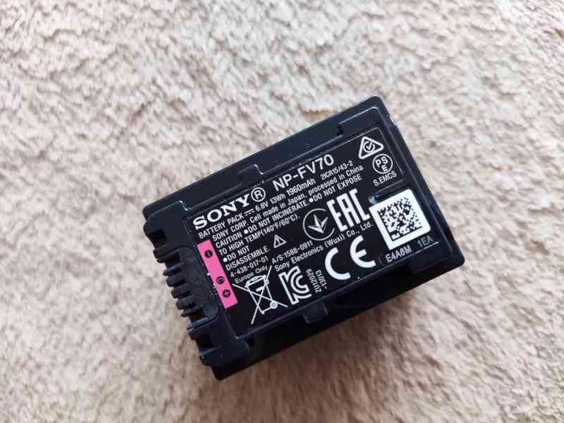 Kamera Sony HDR-CX900e, 2x baterie sony, 32Gb SD - foto 8