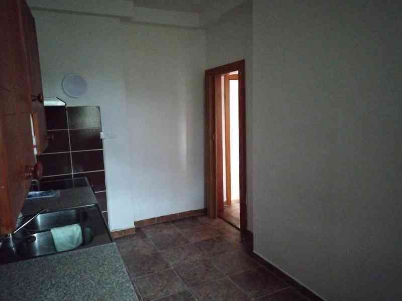 Pronájem 1+1 po renovaci, ul. Štúrova, Teplice - foto 4