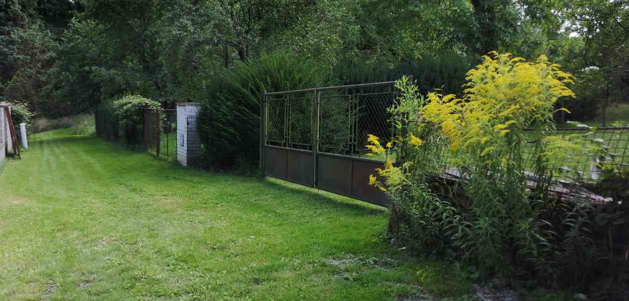 Zahrada ticha – stavební parcely Březí u Říčan. 2 361 m2. - foto 3