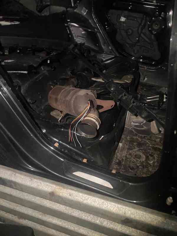 BMW 4 F36 Gran Coupé plecharina info v textu. - foto 2