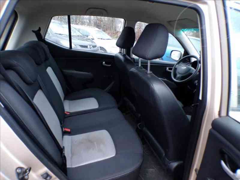 Hyundai i10 1,2 i POSILOVAČ ŘÍZENÍ - foto 10