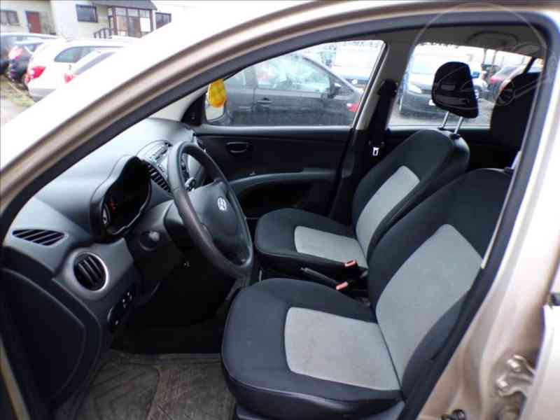 Hyundai i10 1,2 i POSILOVAČ ŘÍZENÍ - foto 7
