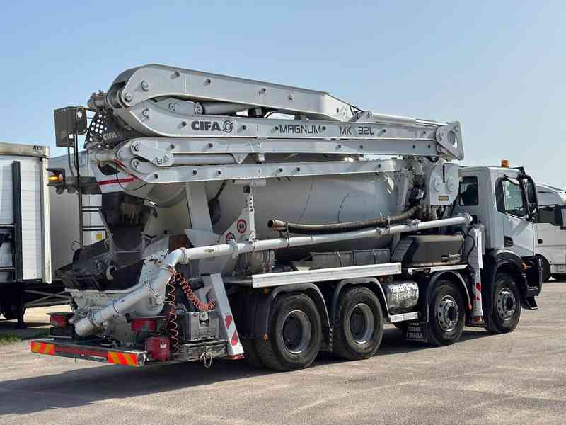 IVECO T-WAY AD410T51 betonpumpa - foto 3
