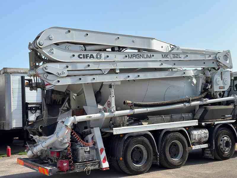 IVECO T-WAY AD410T51 betonpumpa - foto 5