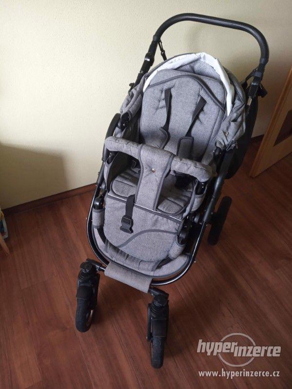 Dětský kočárek 3v1 Maked Lucky Len šedý - trojkombinace - foto 11