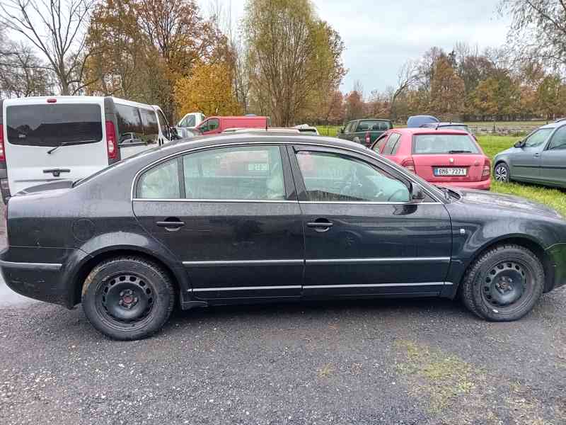 Prodám díly z Škoda Superb 2.5 120kW,rok 2006 - foto 2