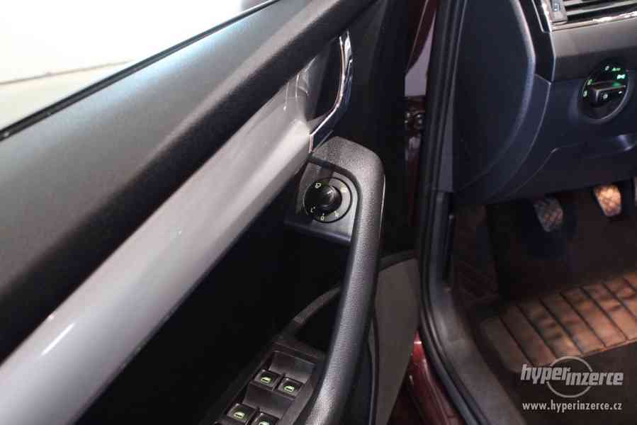 Škoda Octavia III 1.4 TSI Elegance Led světla - foto 17