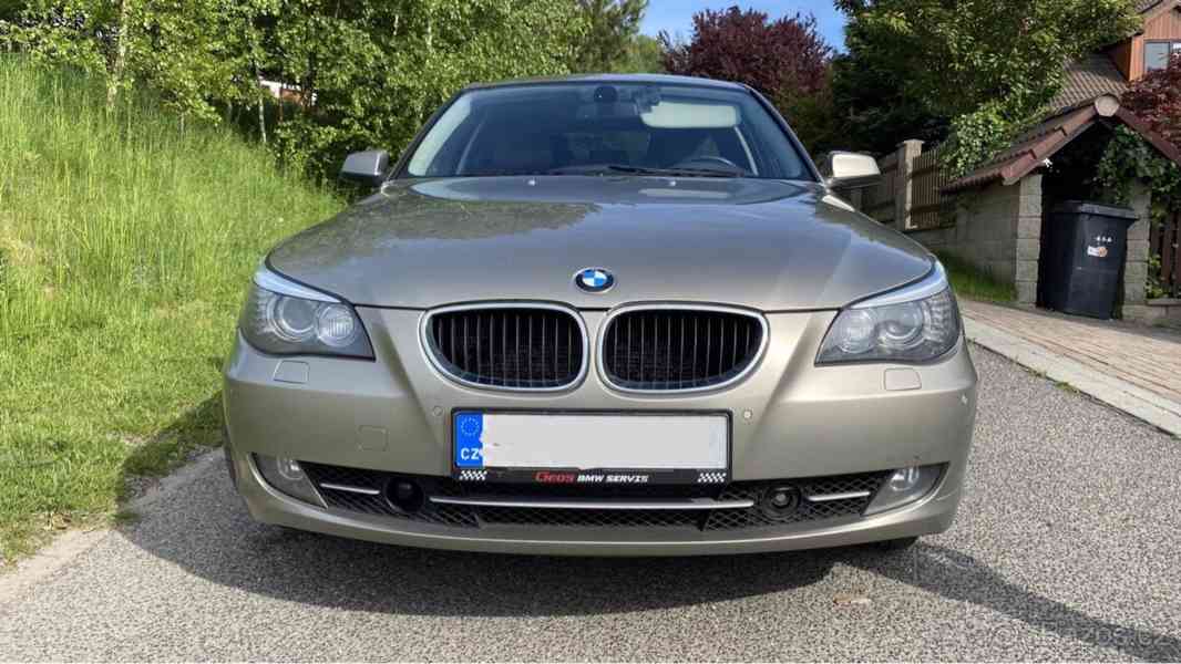 BMW Řada 5 E61 530 X-Drive 2009	 - foto 3