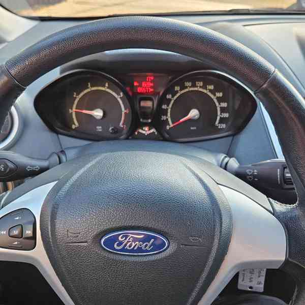 ford fiesta sport - foto 13