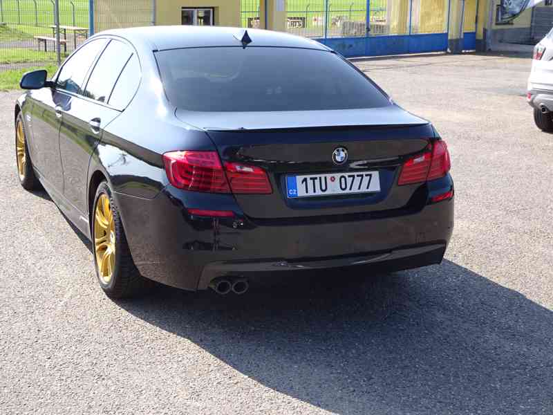 BMW 530 D XDrive r.v.2015 Koupeno v ČR  M paket - foto 4