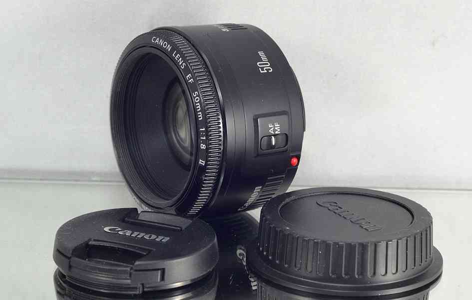 Canon EF 50mm f/1.8 II *full-frame Pevný Objektiv* - foto 3