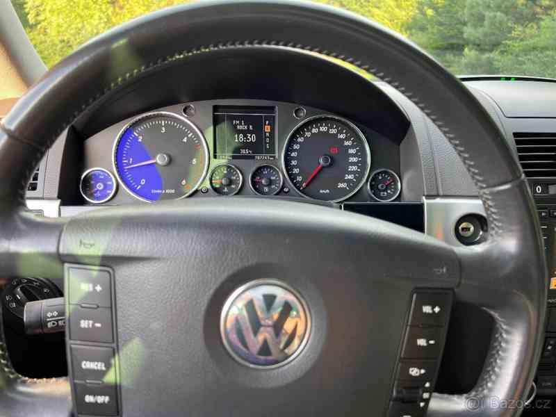 Volkswagen Touareg 3.0 TDI V6, 165 kW, 4x4, automat - foto 8