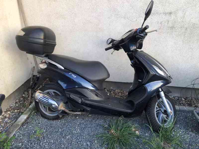 Piaggio Fly skuter 125 cc - foto 9