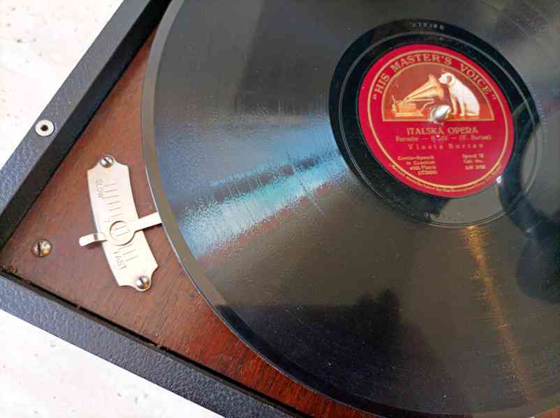 Gramofon na kliku His Master’s Voice Model HMV 101 - foto 12