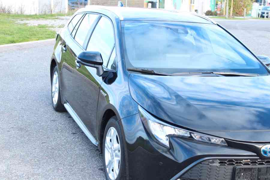 Toyota Corolla 2.0 Hybrid Touring Sports 135kw - foto 1