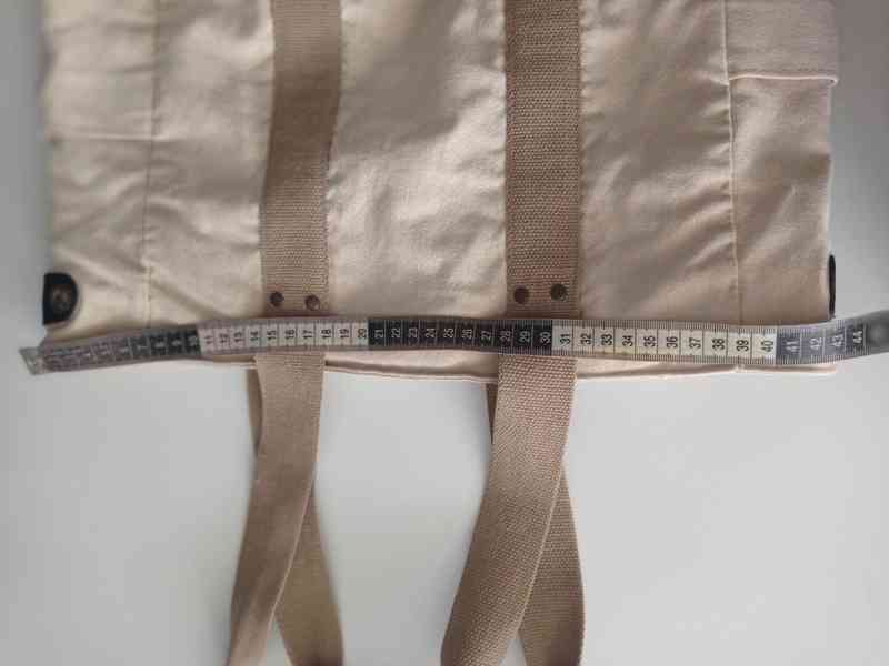 Plátěná taška s podšívkou a kapsami - foto 4